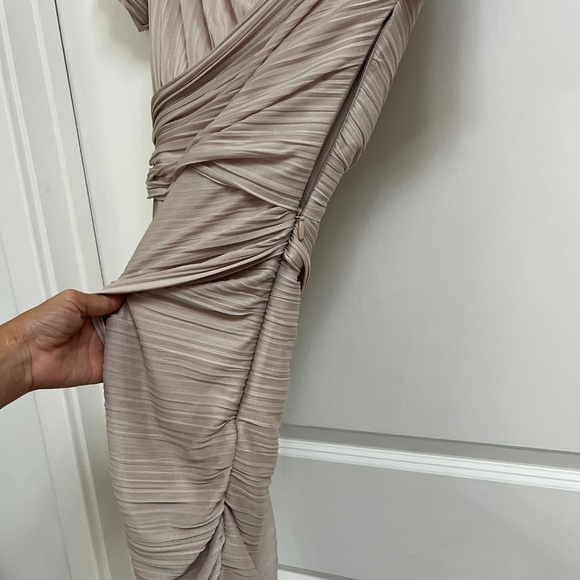 Halston Heritage Taupe Draped Ruched Cocktail Dress Size 6 - Picture 5 of 9